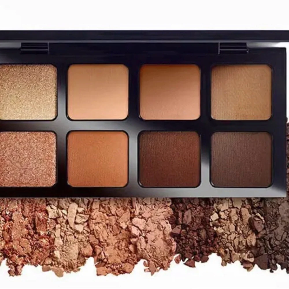 IL MAKIAGE Warm Tones Eyeshadow Palette - Picture 2 of 3